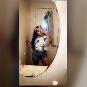 Meet your Posher, Alissa